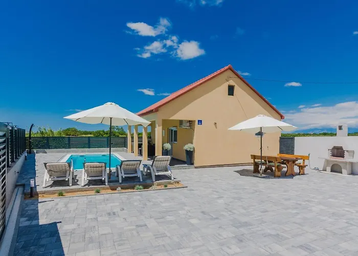 度假居 House Marijan With Private Pool And Barbecue - By Ta Leut